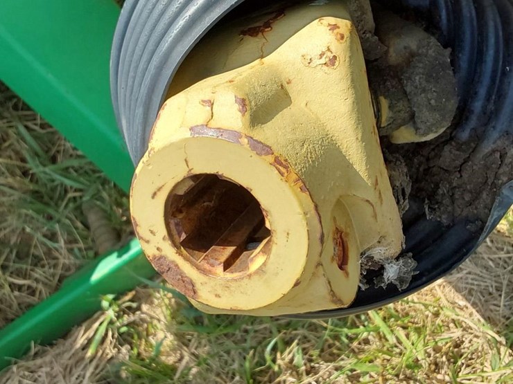 john-deere-275-image-12