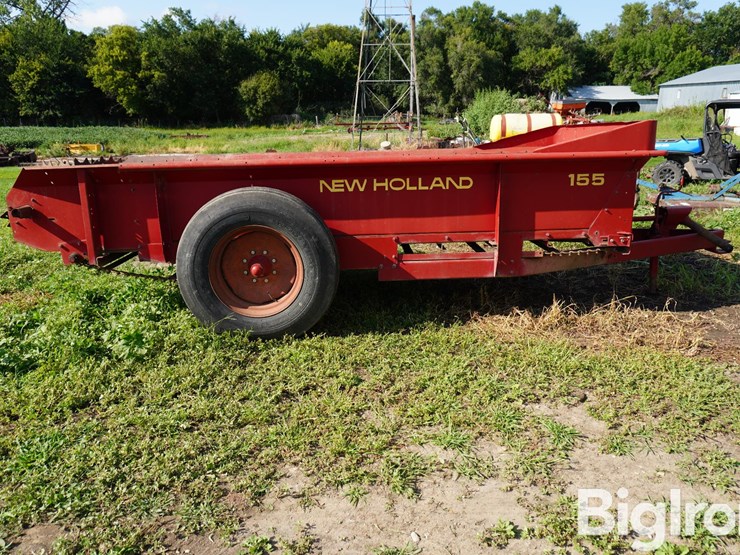new-holland-155-image-4