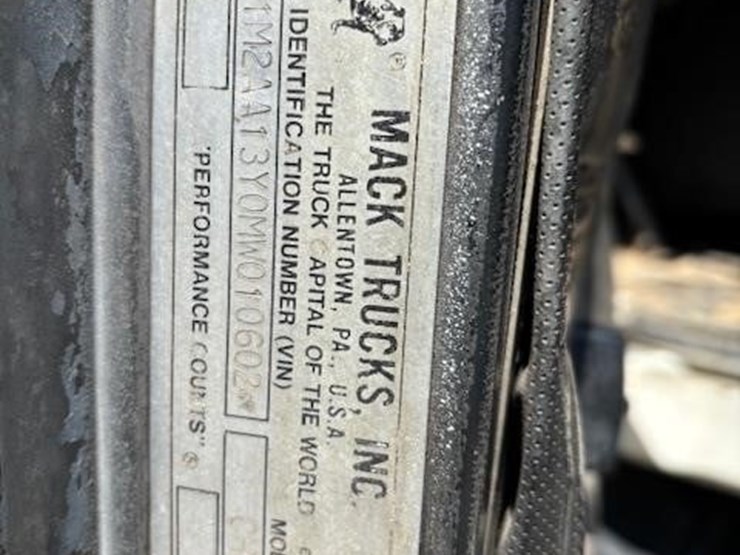 1991-mack-ch613-image-7