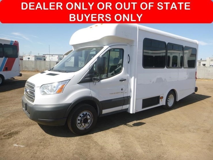 2018-ford-e350-image-1