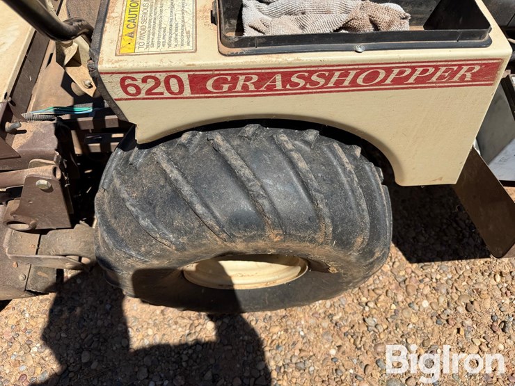 grasshopper-620t2-image-16
