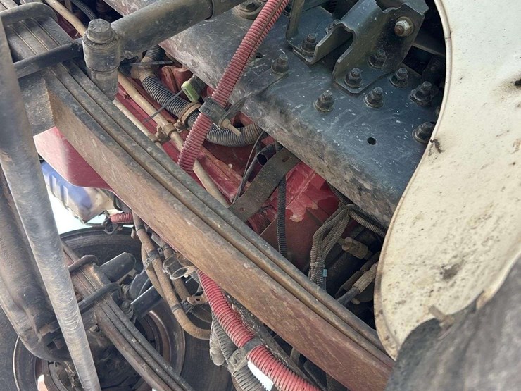 2015-terex-bt2047-image-27