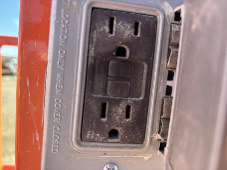 jlg-1230es-image-10