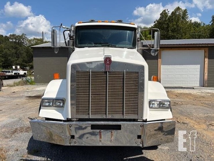 2006-kenworth-t800-image-2