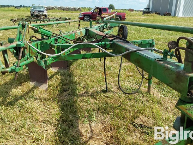 john-deere-2500-image-18