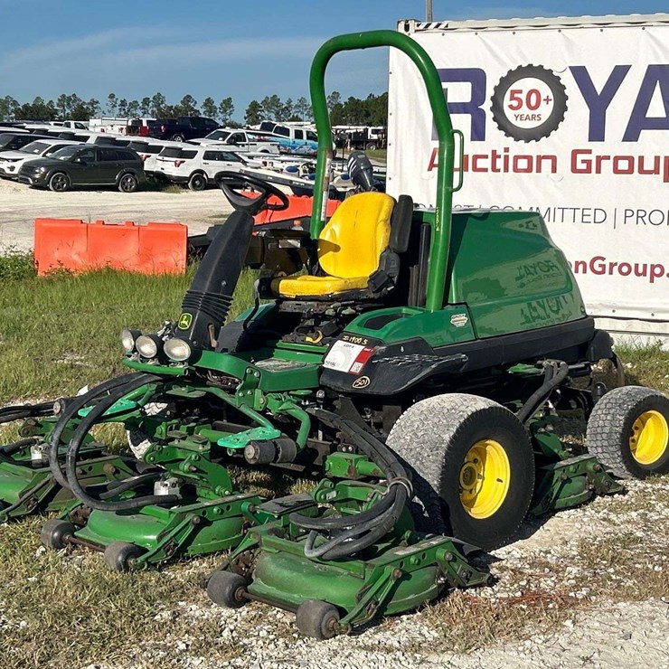 JOHN DEERE 5