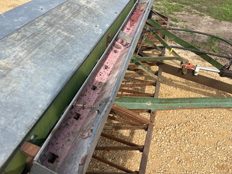 john-deere-10-image-5