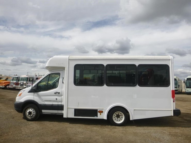 2018-ford-e350-image-5