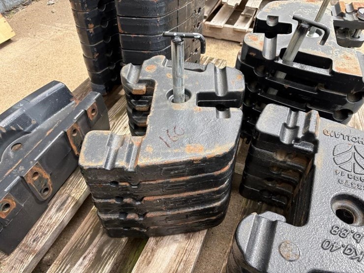 (5)-new-holland-88lb-suitcase-weights-image-3
