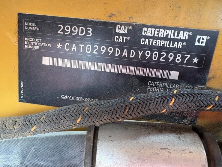 2020-caterpillar-299d3-image-21