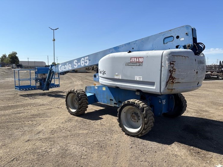 2004-genie-s65-image-4