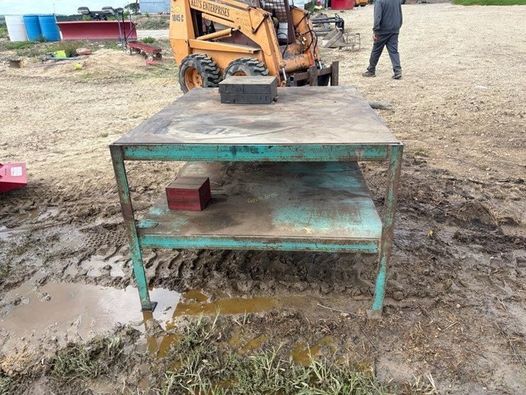 metal-workbench-w/bolt-bins-image-4