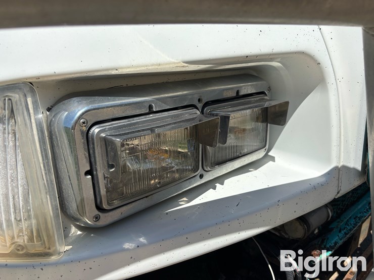 2007-kenworth-t600-image-12
