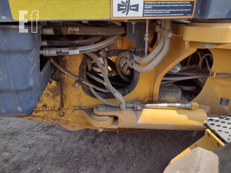 2020-deere-670gp-image-33
