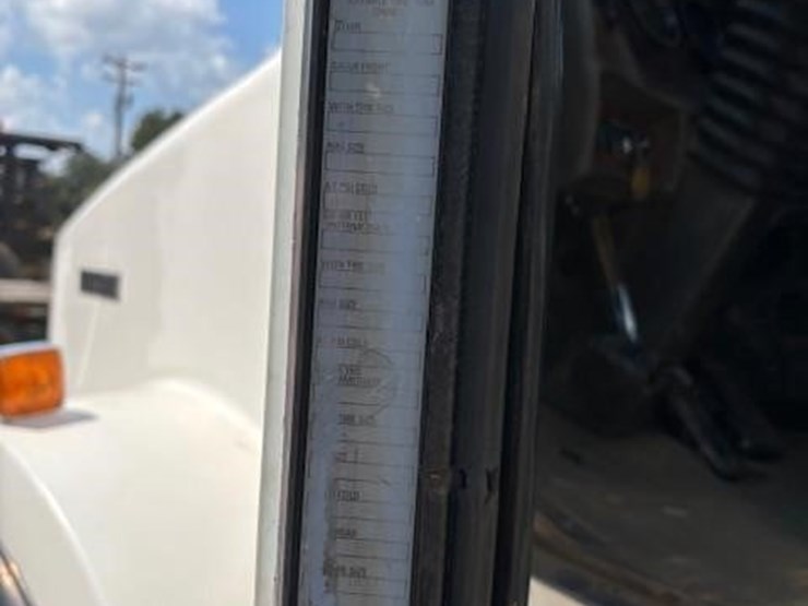 2006-kenworth-t800-image-24