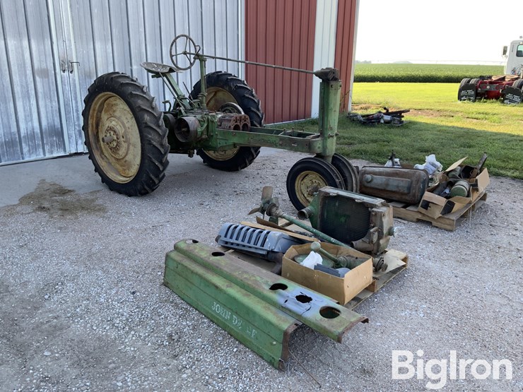 1944-john-deere-b-image-3