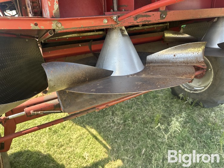 1990-case-ih-1680-image-13