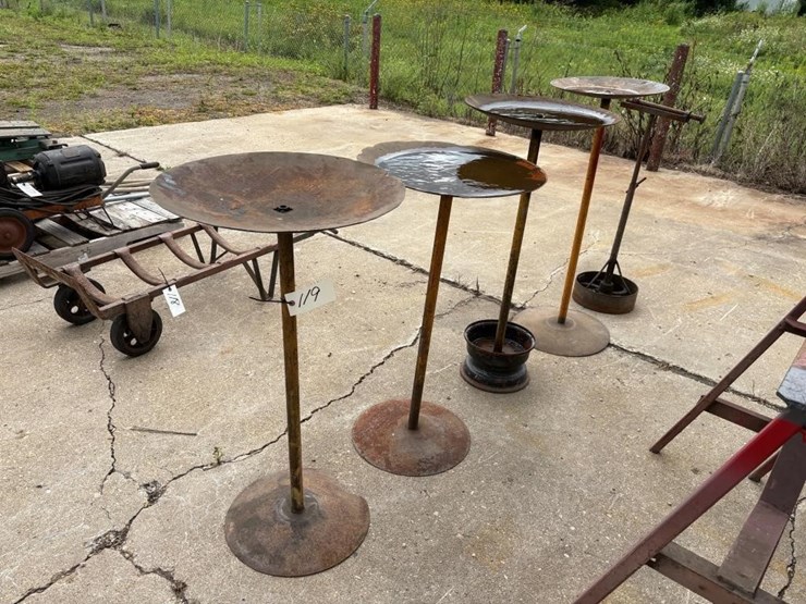 parts-stands-image-1