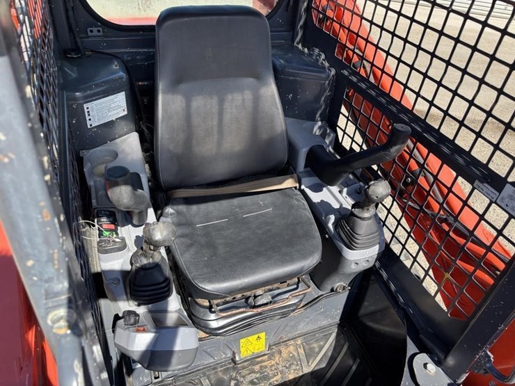 2019-kubota-svl75-2-image-20