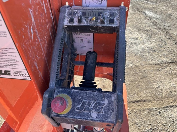 jlg-1230es-image-9