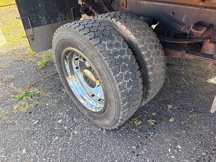 2018-ford-f450-xl-image-13