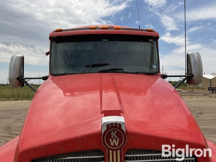 2007-kenworth-t600-image-10