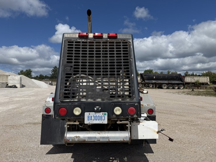 #1553-•-1991-oshkosh-mixer-truck-image-4