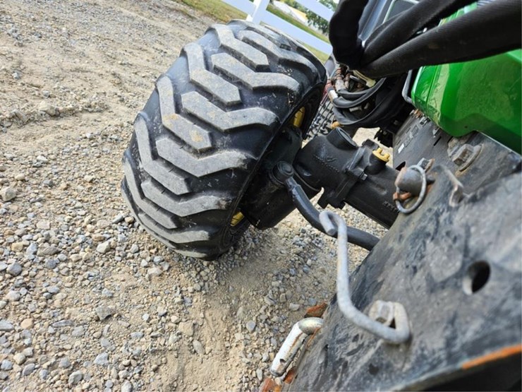 john-deere-1025r-image-48