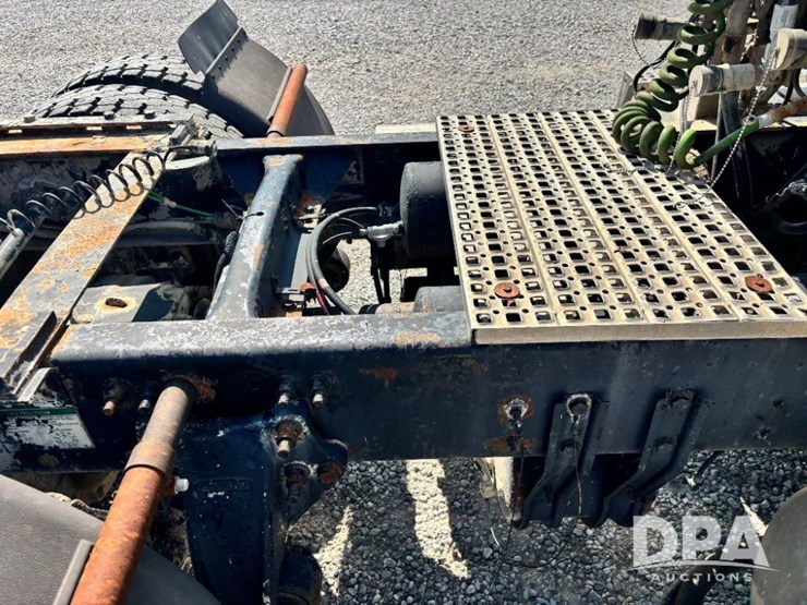 1998-cummins-m11-image-43