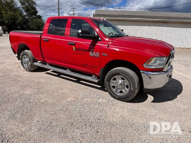 2014-dodge-ram-2500-image-2