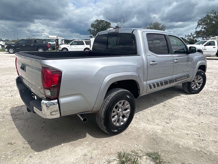 2018-toyota-tacoma-image-3