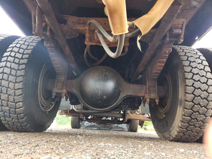 #1648-•-sterling-single-axle-patrol-truck-image-60