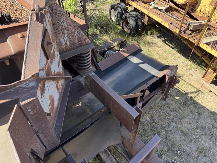 #1604-•-telsmith-20’x6’-towable-screener-image-67