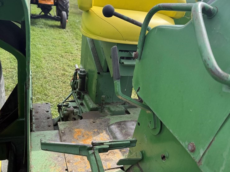 john-deere-4440-image-18