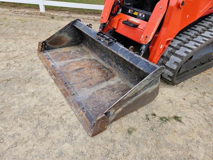 kubota-svl75-2-image-9