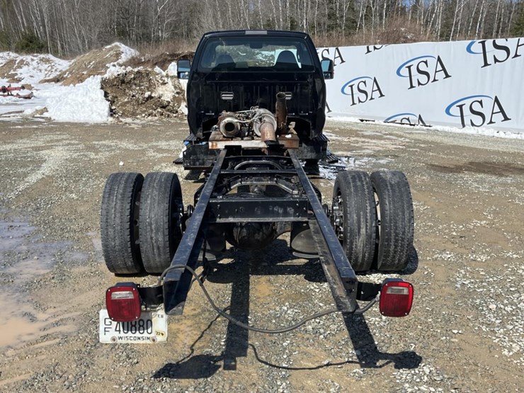 2013-ford-f650-xlt-image-4