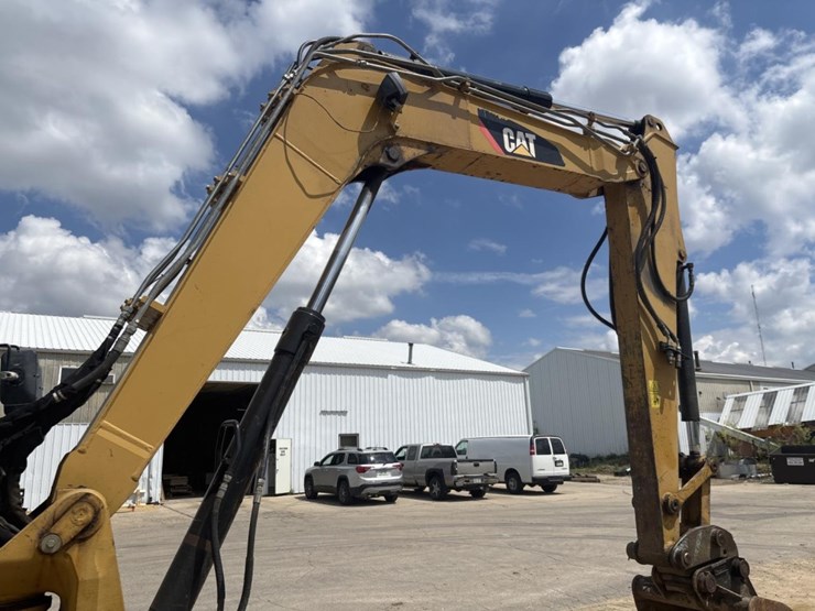 2013-caterpillar-308e2-cr-image-12