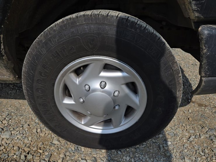 2008-ford-e250-image-58