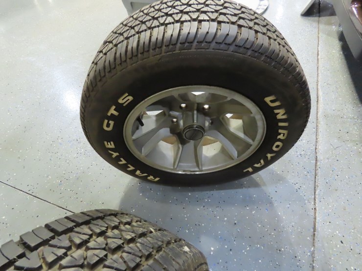 1988-chevrolet-monte-carlo-rims-image-4