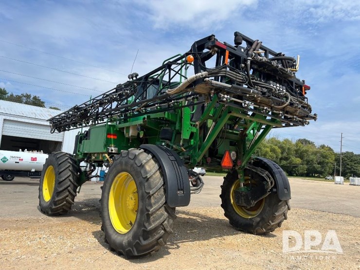 2014-john-deere-4730-image-17