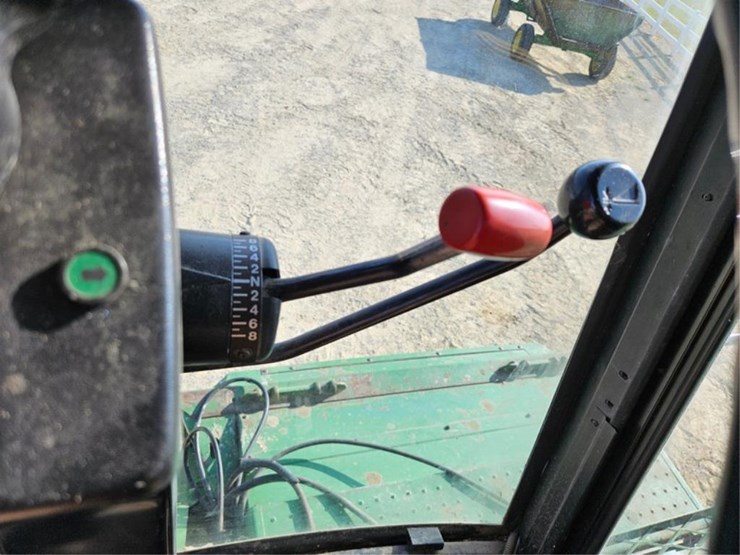 john-deere-7720-titan-ii-image-51