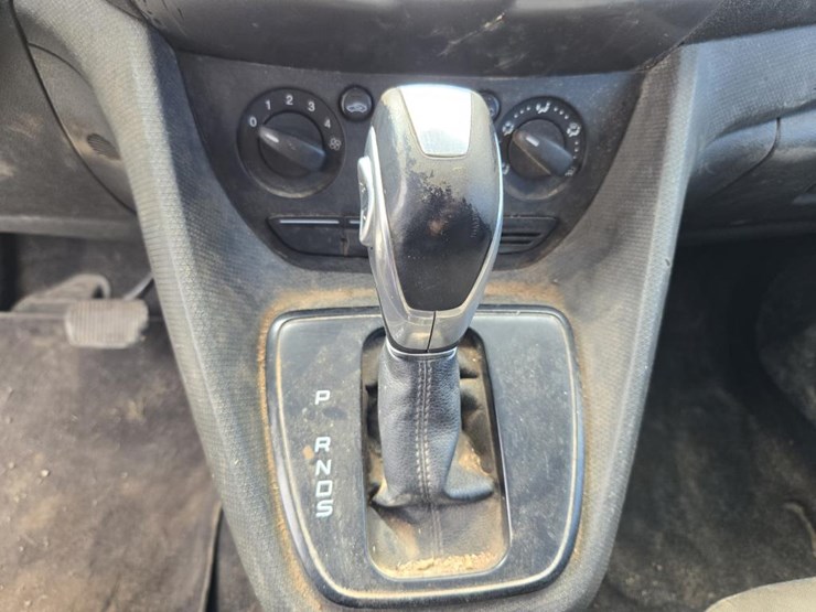 2014-ford-transit-connect-image-46