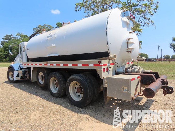 2015-kenworth-t800-image-2