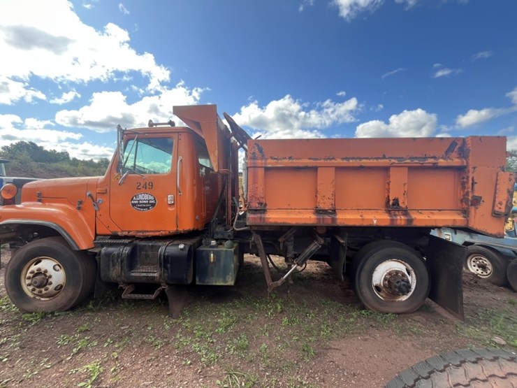 1997-cummins-m11-image-2