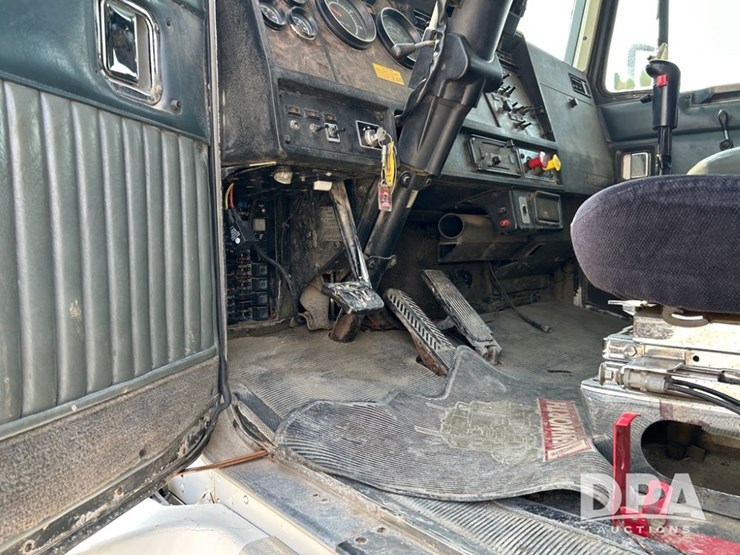 1995-kenworth-t600-image-30
