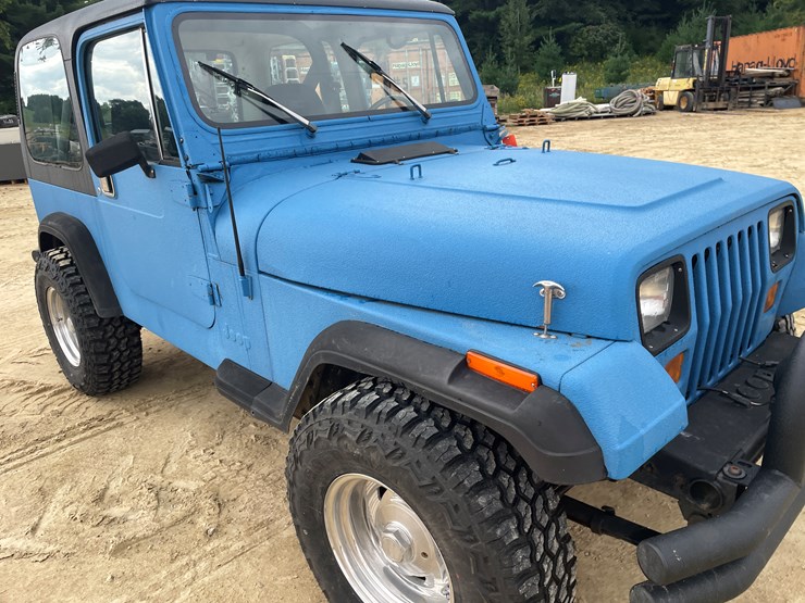1990-jeep-wrangler-image-12