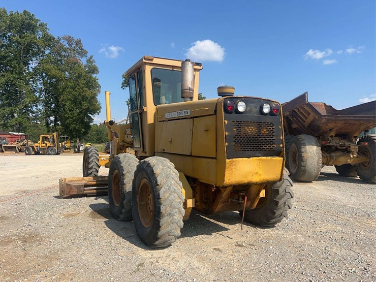 john-deere-770-image-2