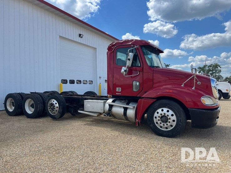 2007-freightliner-columbia-truck-(jn2954,-unit-2158)-image-6