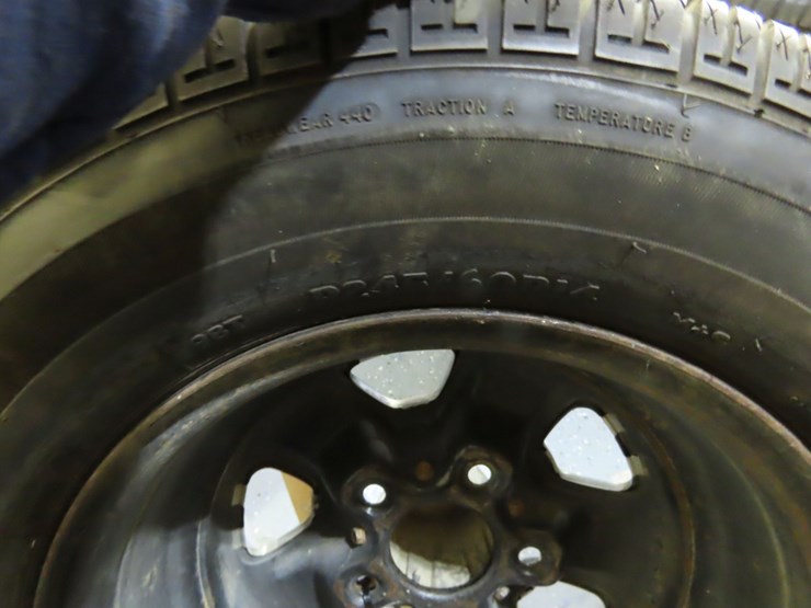 1970's-oldsmobile-rallye-rims-in-black-image-6