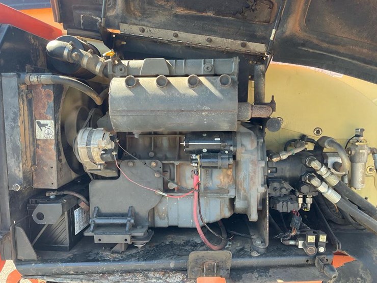 2005-jlg-600s-image-28